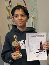 Gesamtsieger aller Jahrgänge Yusuf (Klasse 7)